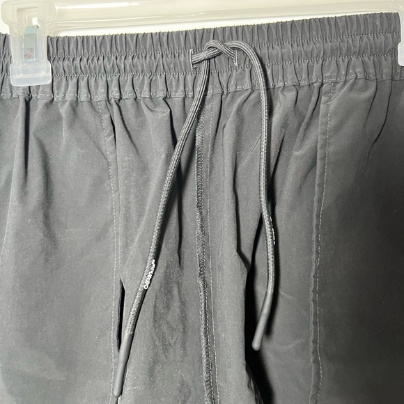 Off White Men’s Shorts - Picture 9 of 9